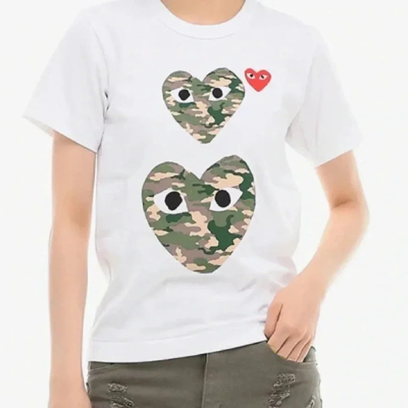 COMME des GARCONS PLAY Camouflage Double Heart Tee short sleeve heart tshirt - Picture 1 of 9